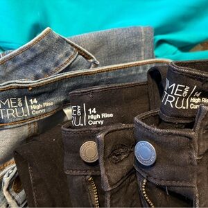 Time and Tru Women's High Rise Curvy Jeans - Black and Blue